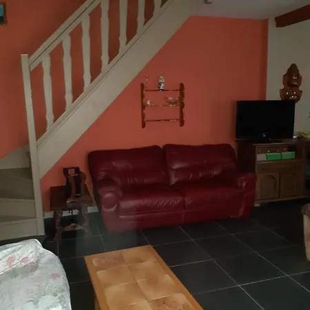 A La Maison Holiday home La Chaussee-sur-Marne