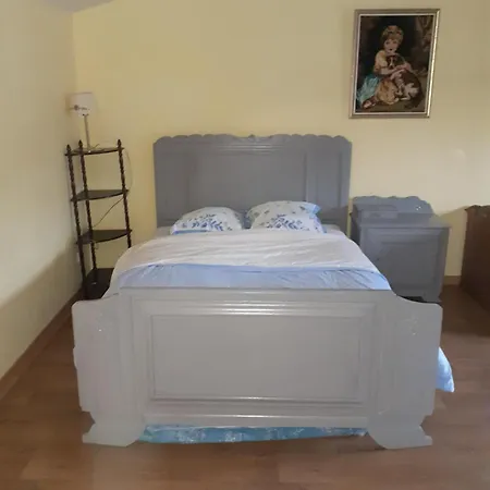 A La Maison *